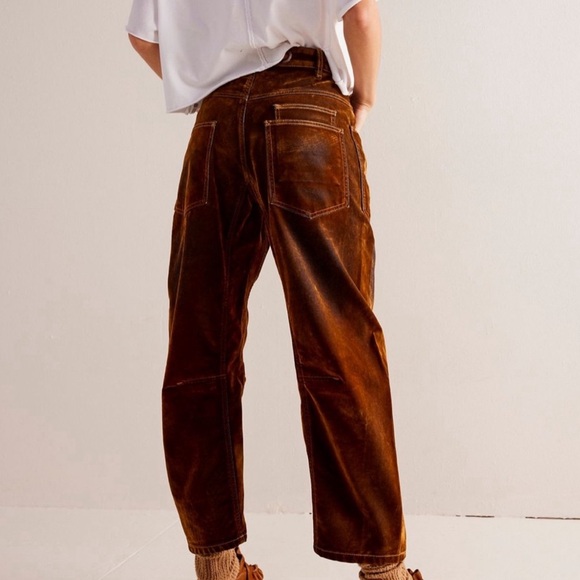 Free People We the Free Moxie Flocked Pull-On Barrel Jeans in Burnt Rust - Picture 3 of 9